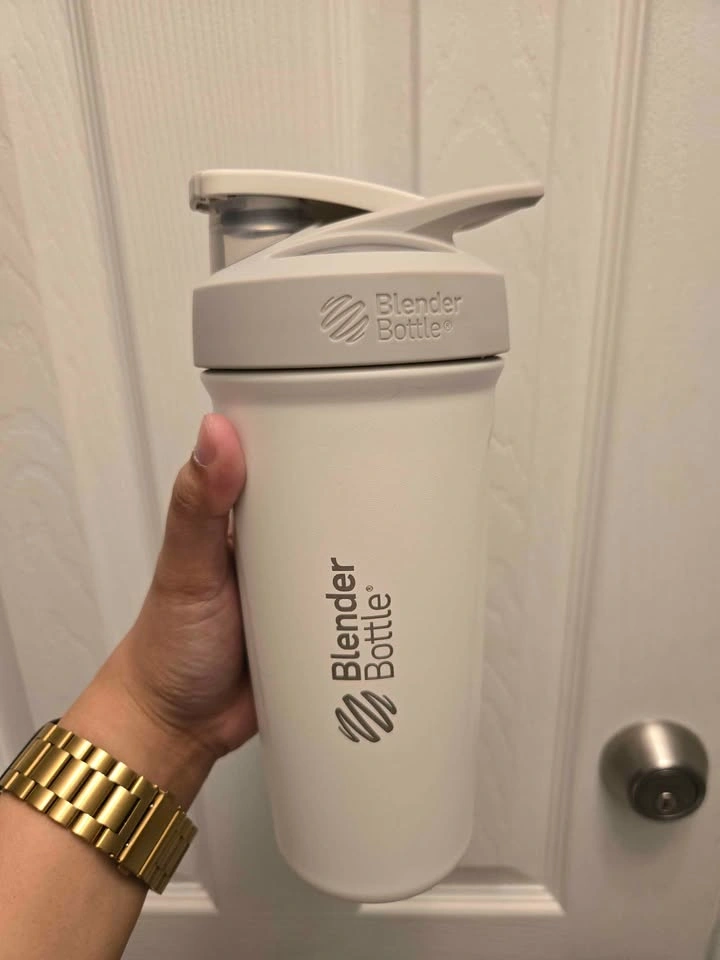 BlenderBottle Strada Shaker Cup Insulated Stainless Steel - photo 3