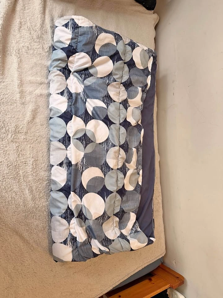 Comforter (Double/Queen)