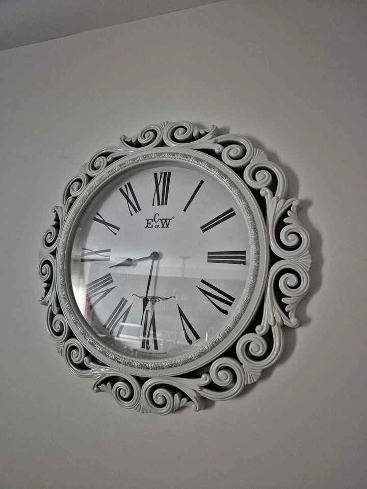 Edinburgh Clock Works Co. Wall Clock - Grey/White Decorative Fra