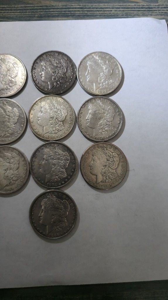 Silver Morgan Dollar - photo 3
