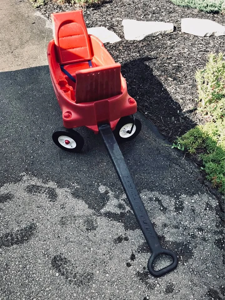 Radio Flyer Wagon Adjustable/Foldable