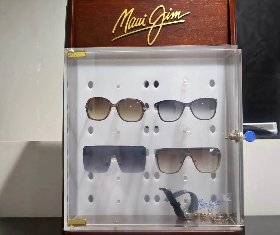 Glasses Display Unit w LED Lights Accepting offers