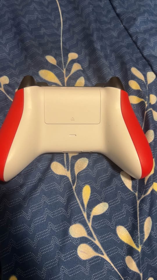 Xbox controller - photo 3