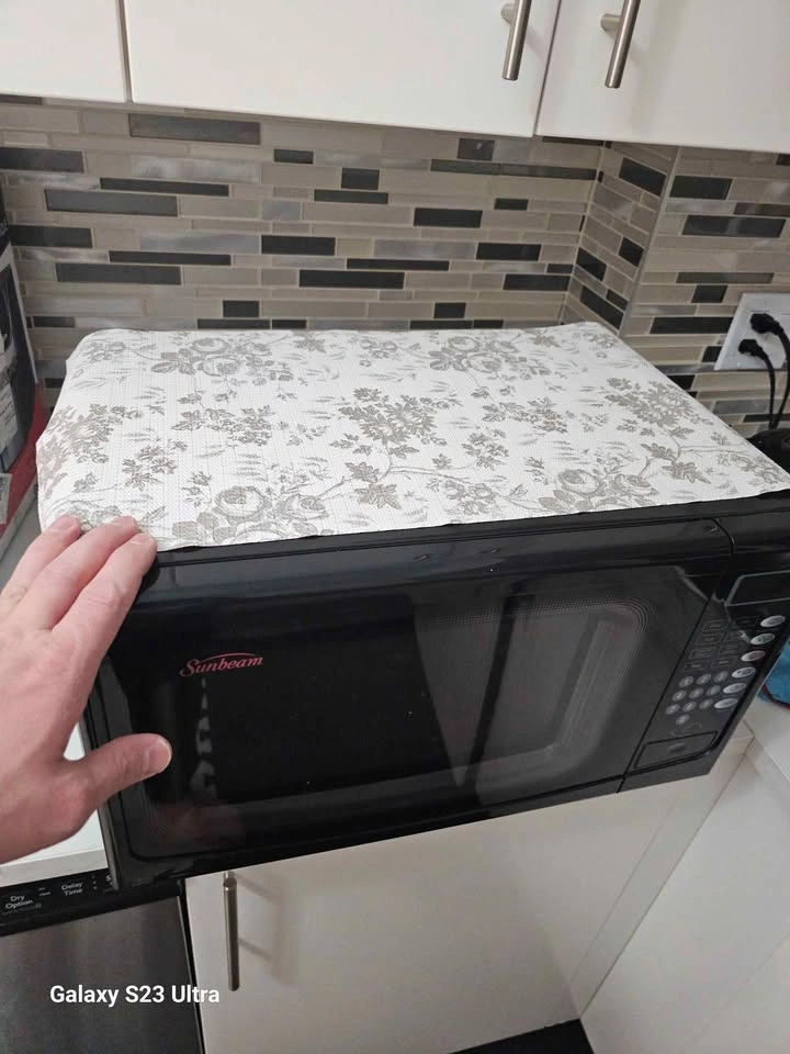 Microwave - photo 2