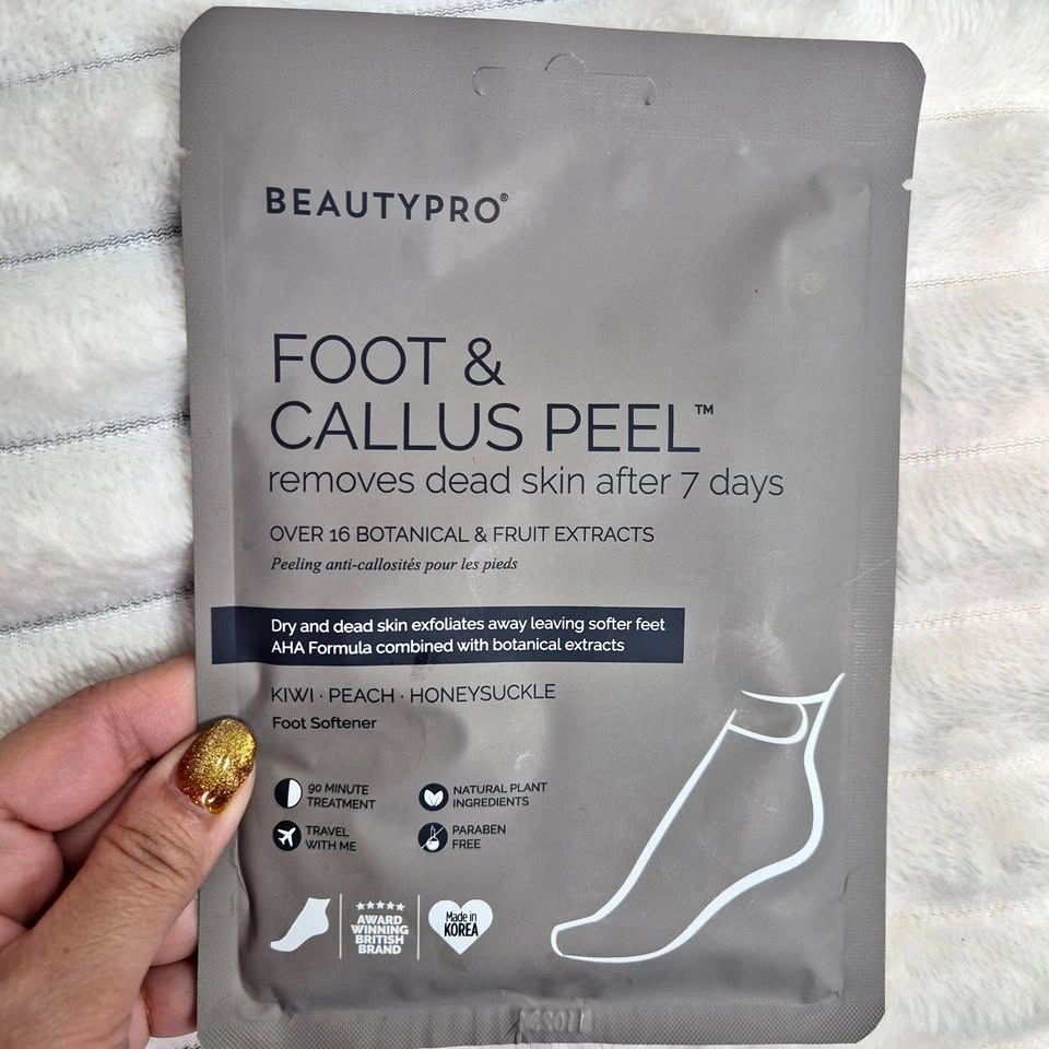 LOT Korean Foot Peel