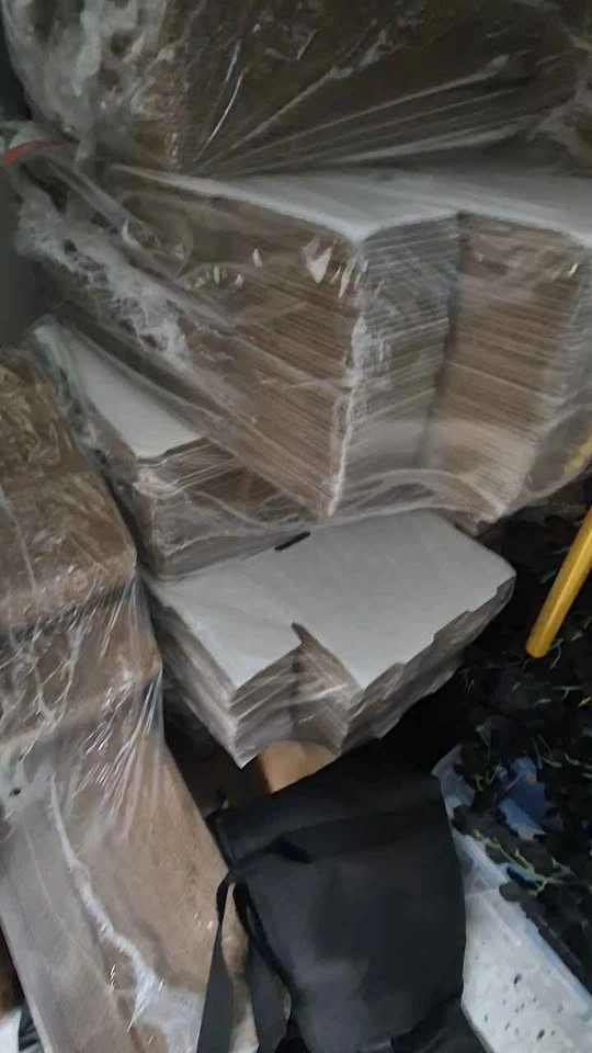 Uline Plain White Shipping Boxes 10x6x4 - photo 4