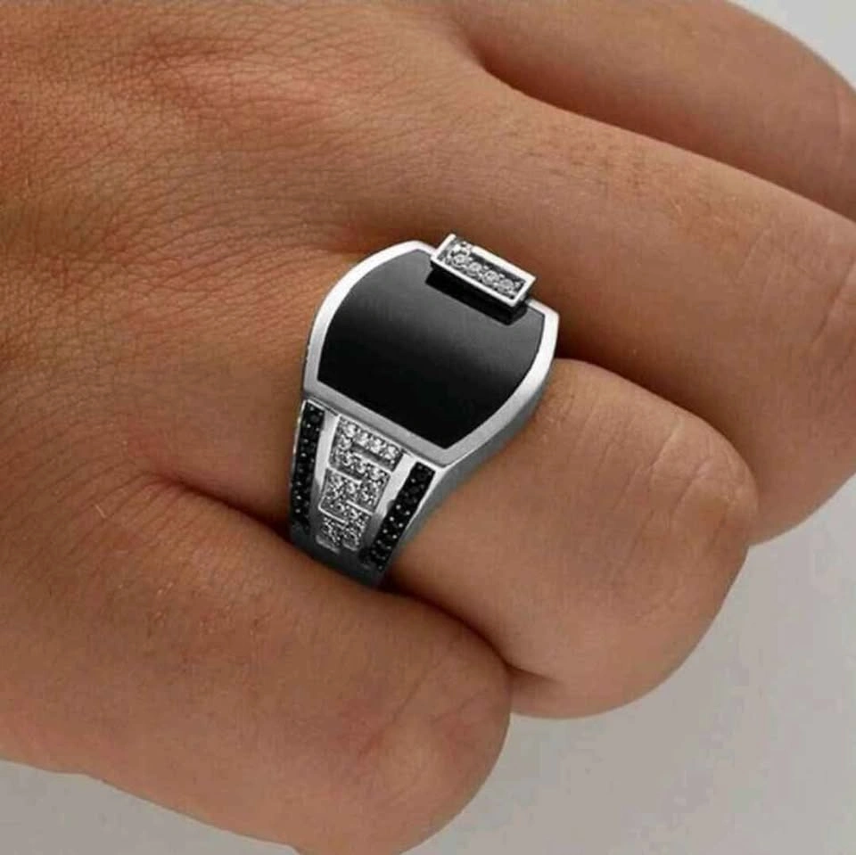 Elegant Men's Ring with Artificial Diamonds and Black Finish - photo 3