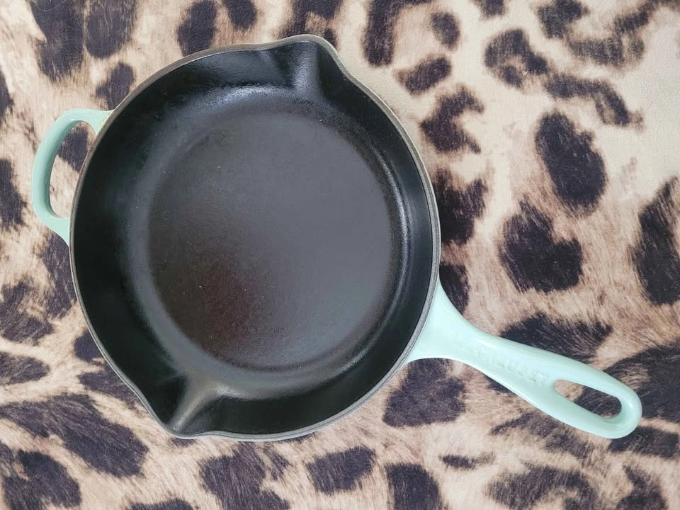 Le Creuset Sage Green 26cm Skillet - photo 3