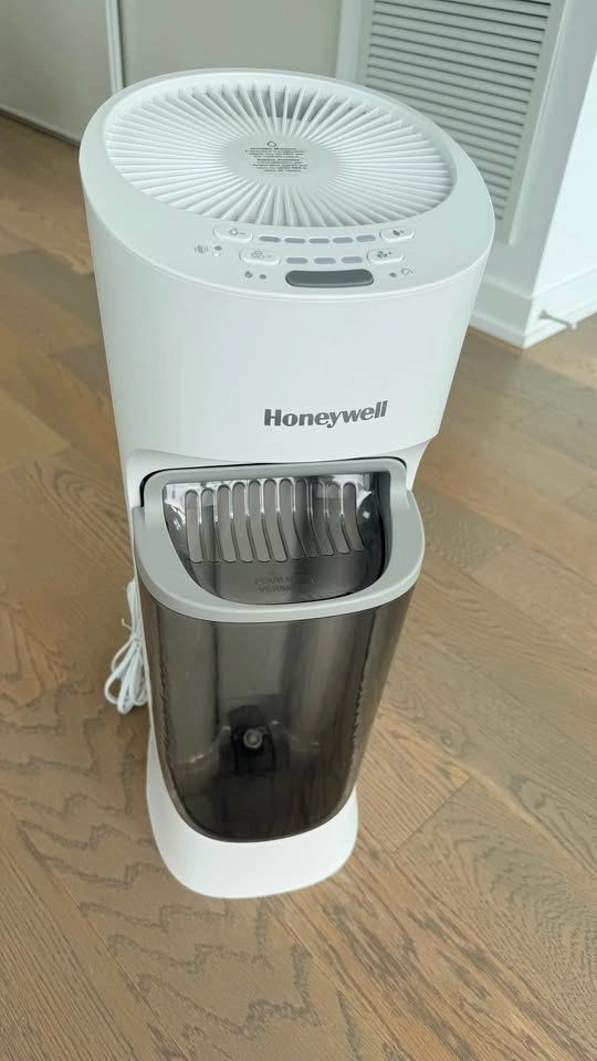 Honeywell Tower Humidifier (Top-Fill) – Like New + FREE Filter! - photo 2