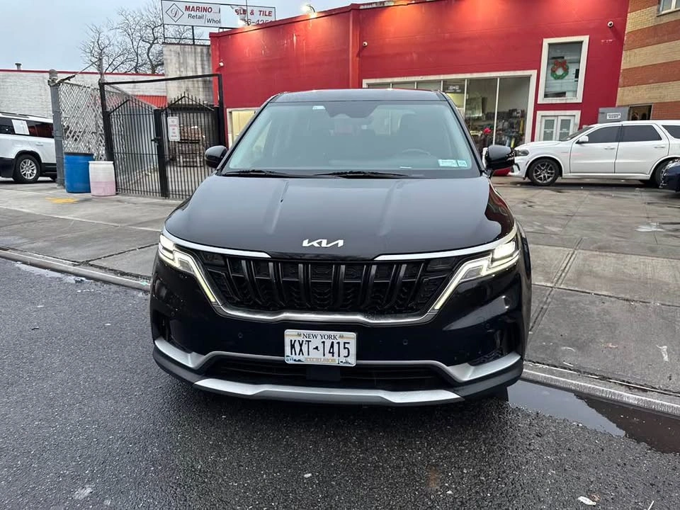 2023 Kia Carnival EX Minivan 4D - photo 2
