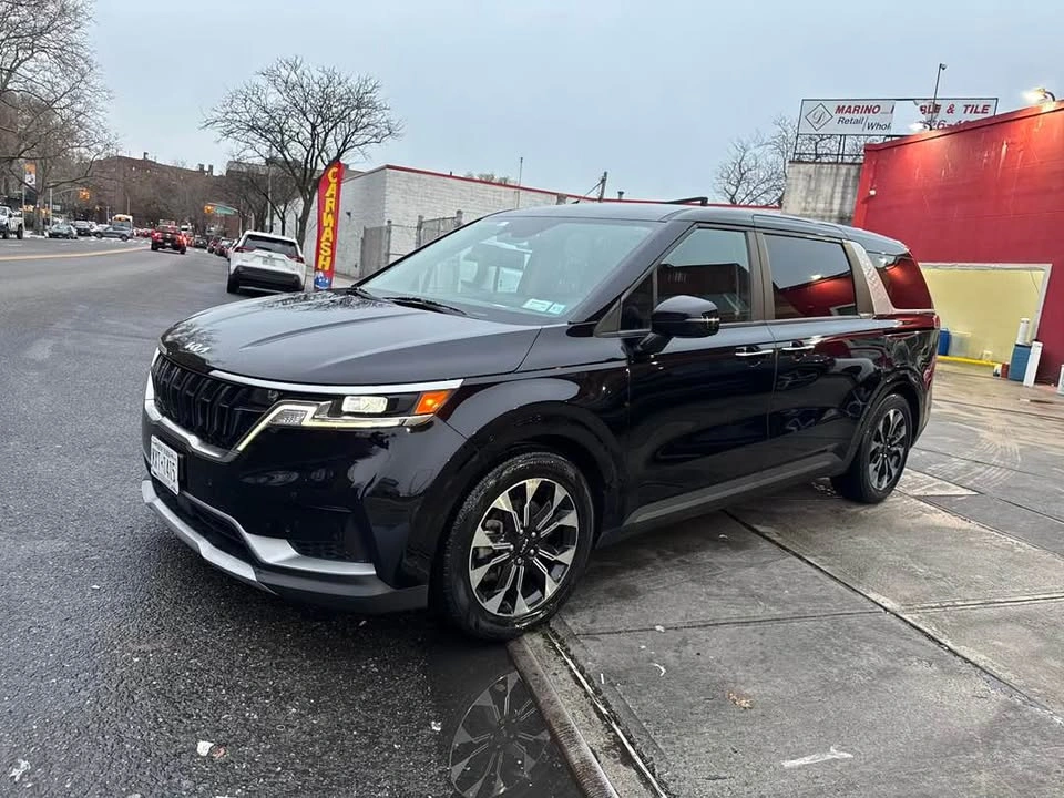 2023 Kia Carnival EX Minivan 4D - photo 3