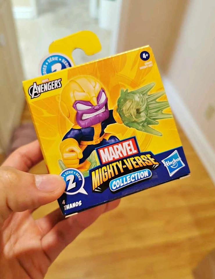 Avengers Collectors Mightyverse Figurine