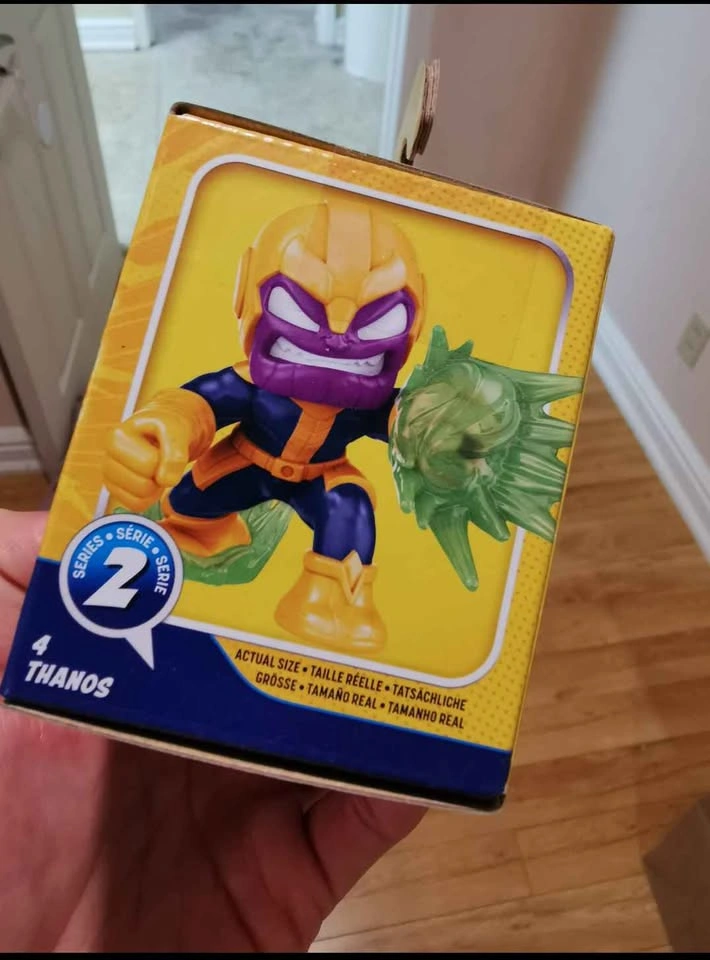 Avengers Collectors Mightyverse Figurine - photo 2