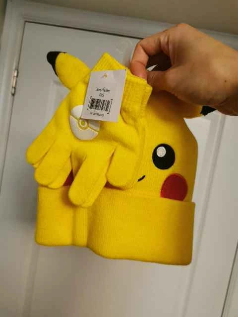 Pokemon Pikachu Hat and Glove Set - photo 4