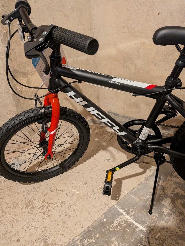 Huffy Algonquin 18-inch Boys’ Mountain Bike, Black - photo 2