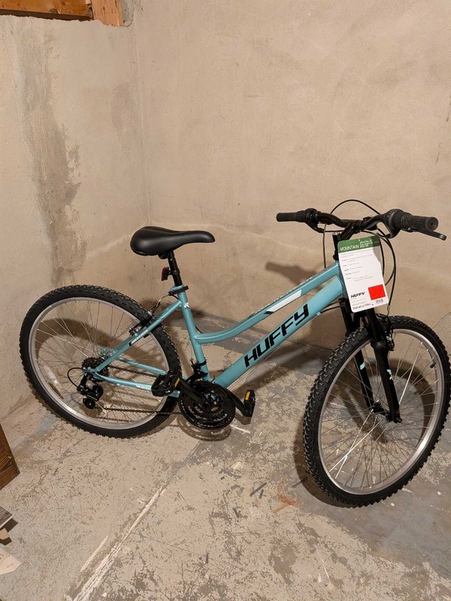 Huffy Rock Creek 26-inch Ladies' 18-speed Mountain Bike, Teal - photo 4