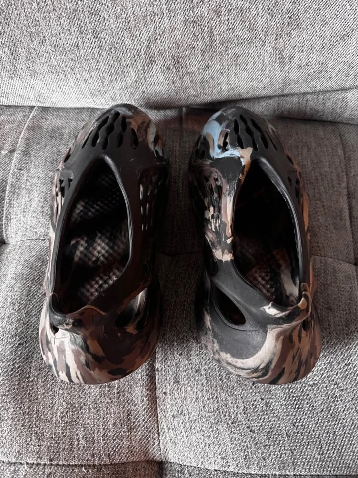 Adidas Yeezy Foam RNR - MX Cinder - photo 3