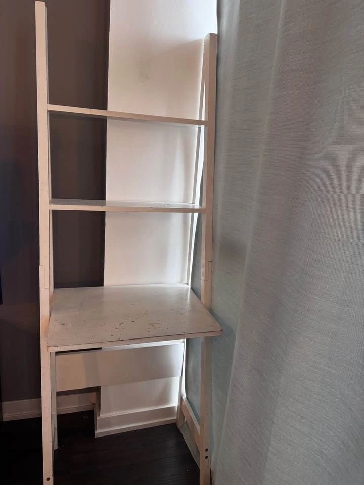 Desk with shelves - photo 2