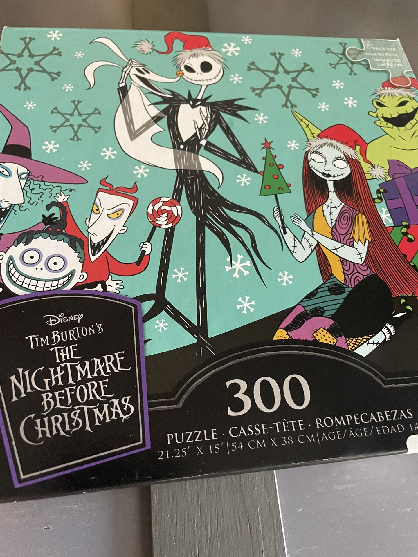 Tim Burton's Nightmare Before Christmas 300 Piece Puzzle - photo 2
