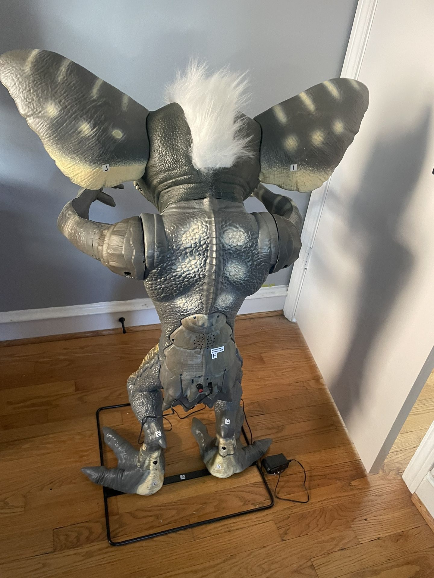 3.5 ft. Animated LED Gremlin Stripe H1 By Gemmy - photo 4