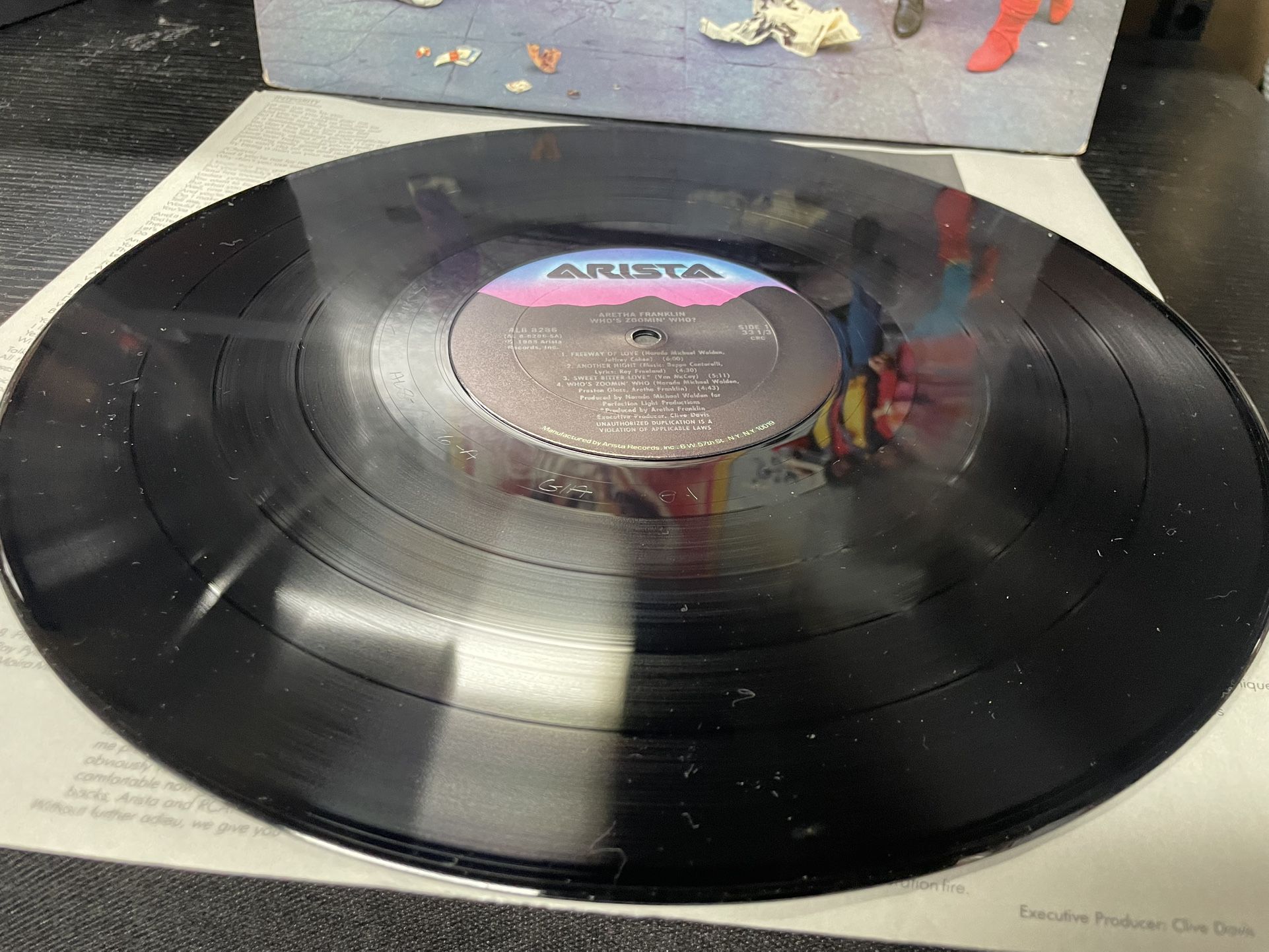 Vintage - Aretha Franklin - Who’s Zoomin’ Who? Vinyl Record LP - photo 3