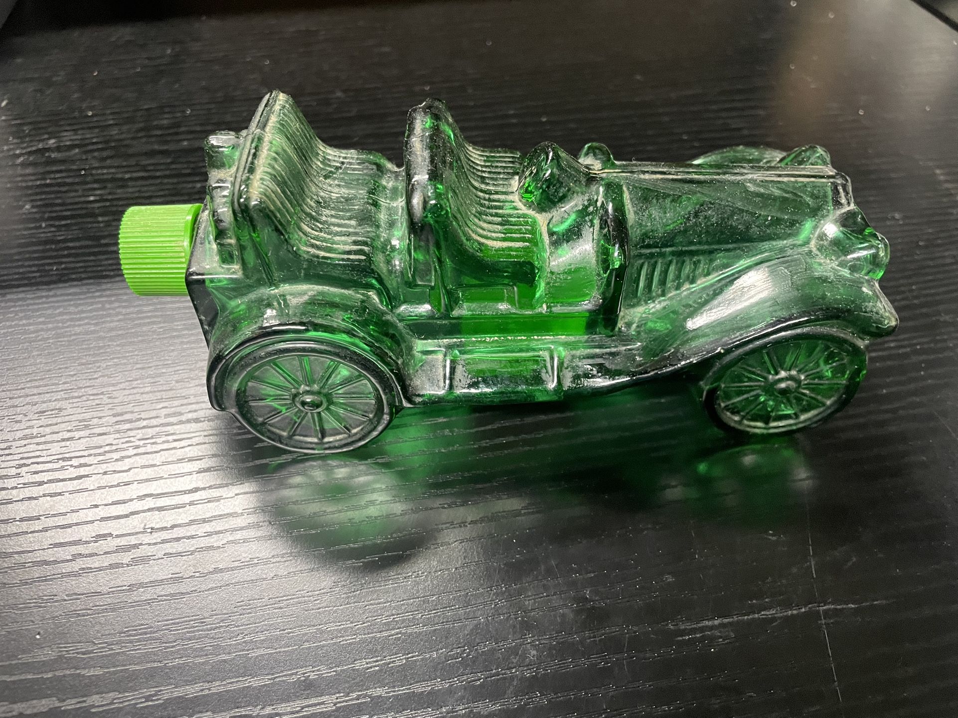 Vintage Avon Tai Winds Aftershave Car Bottle Decanter - Empty