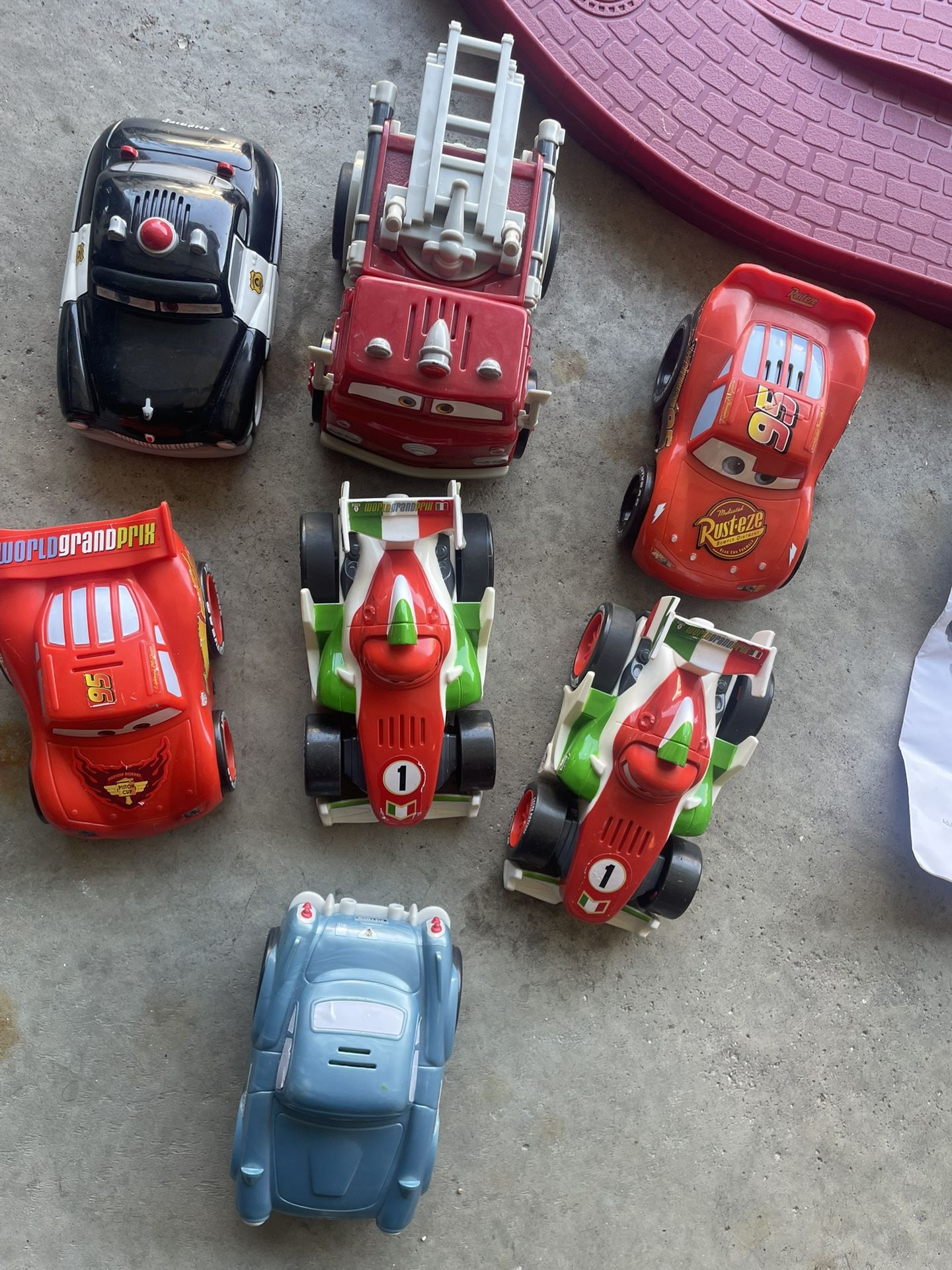 Vintage Fisher-Price Cars World Grand Prix Shake ‘N Go Playset - photo 4