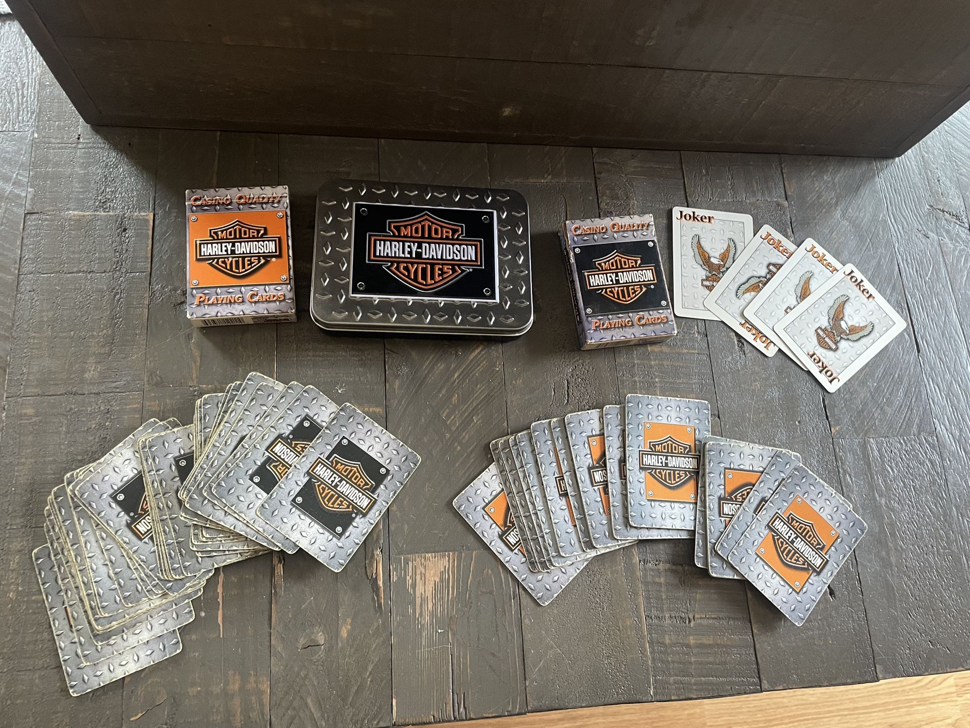 Vintage Harley Davidson Diamond Plate Tin w/ 2 Card Decks