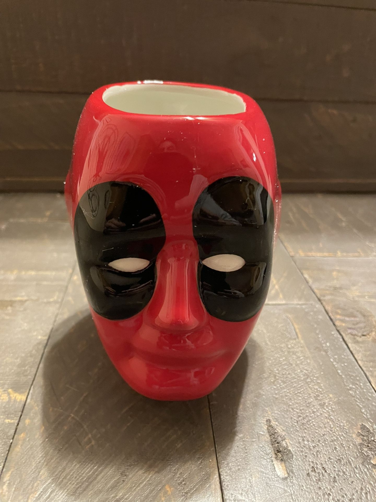 NEW Marvel Deadpool 3-D Sculpted 20 Oz Ceramic Mug