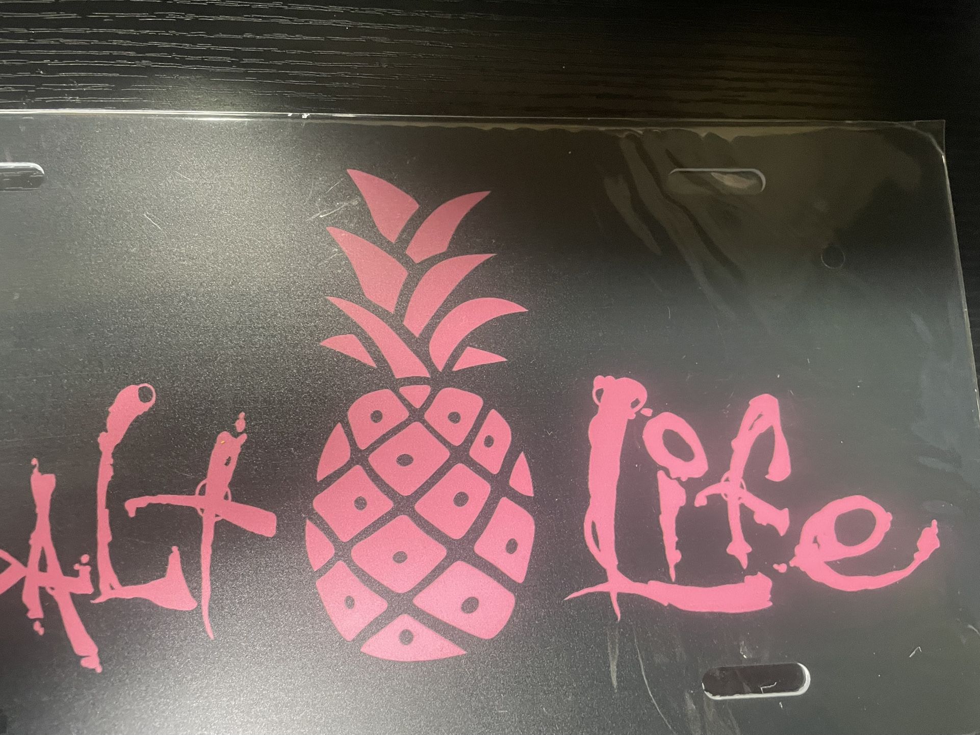 Salt Life Pink Pineapple License Plate / Wall Hanging - photo 2