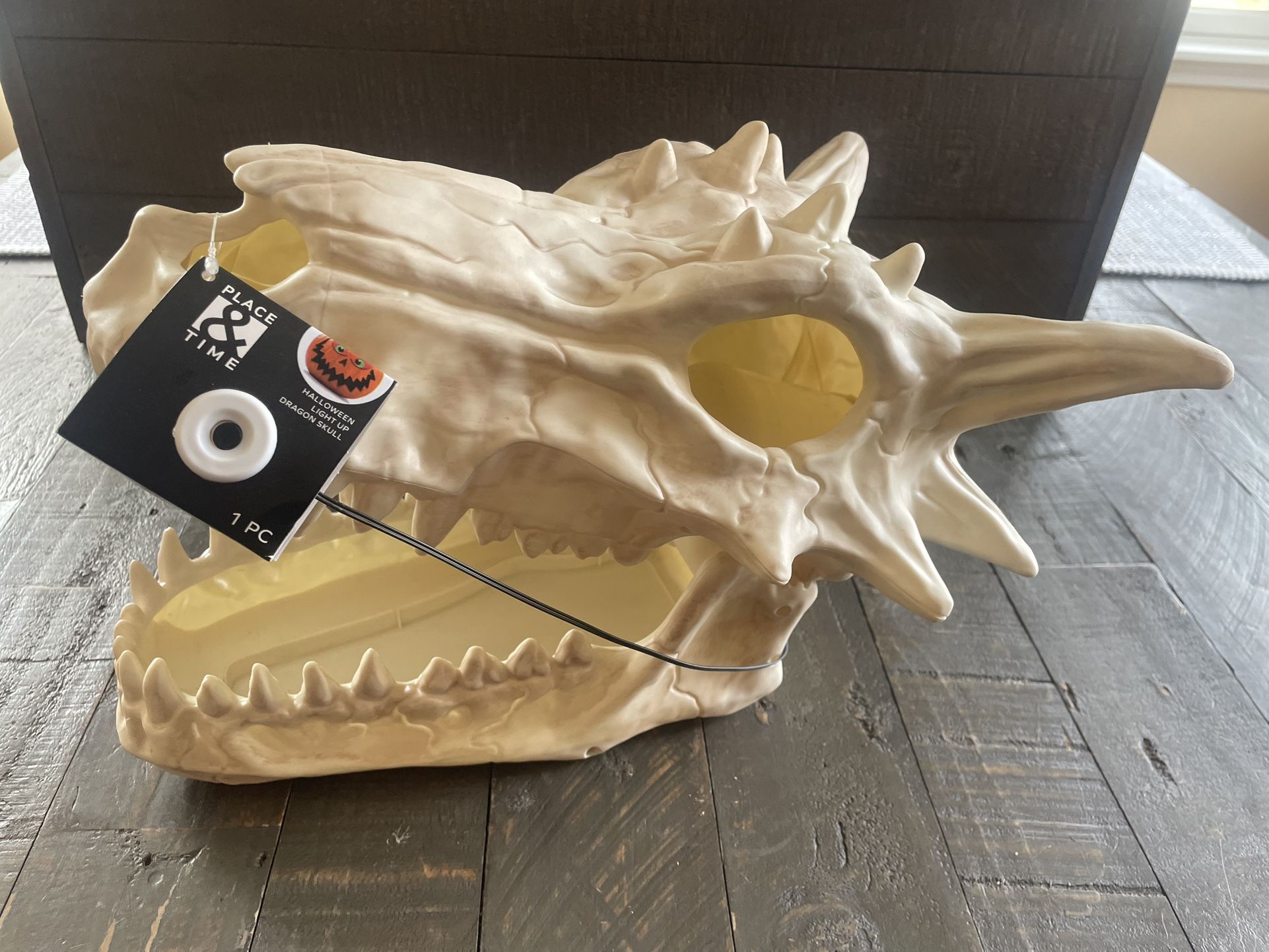 LED Light Up Dragon Skull With Moving Jaws