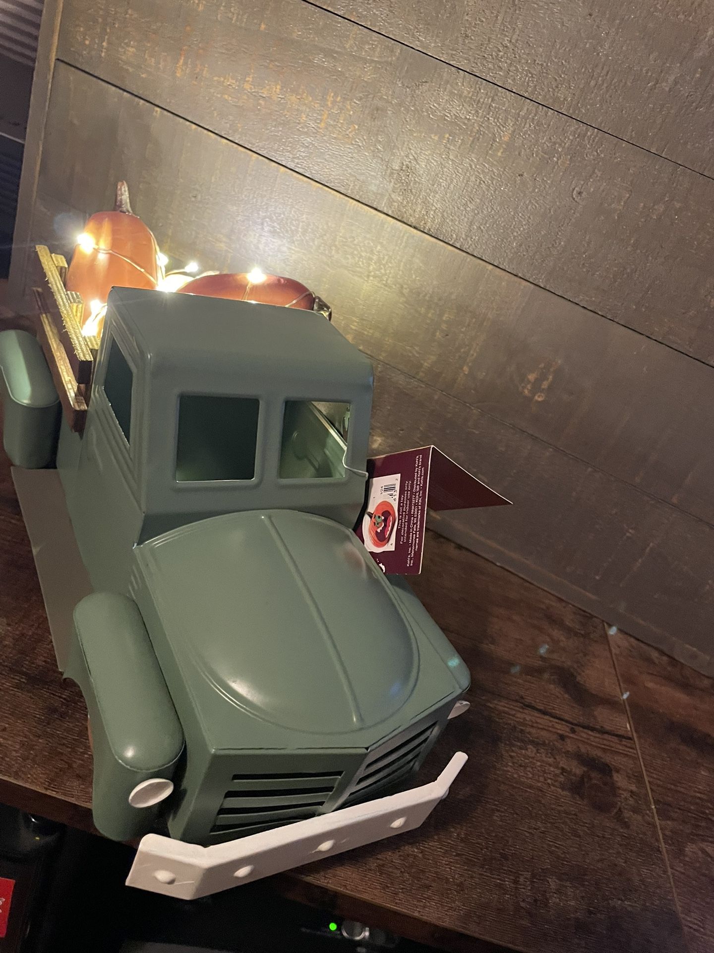 NEW - Metal LED w Timer Dog Fall Pickup Truck - photo 3