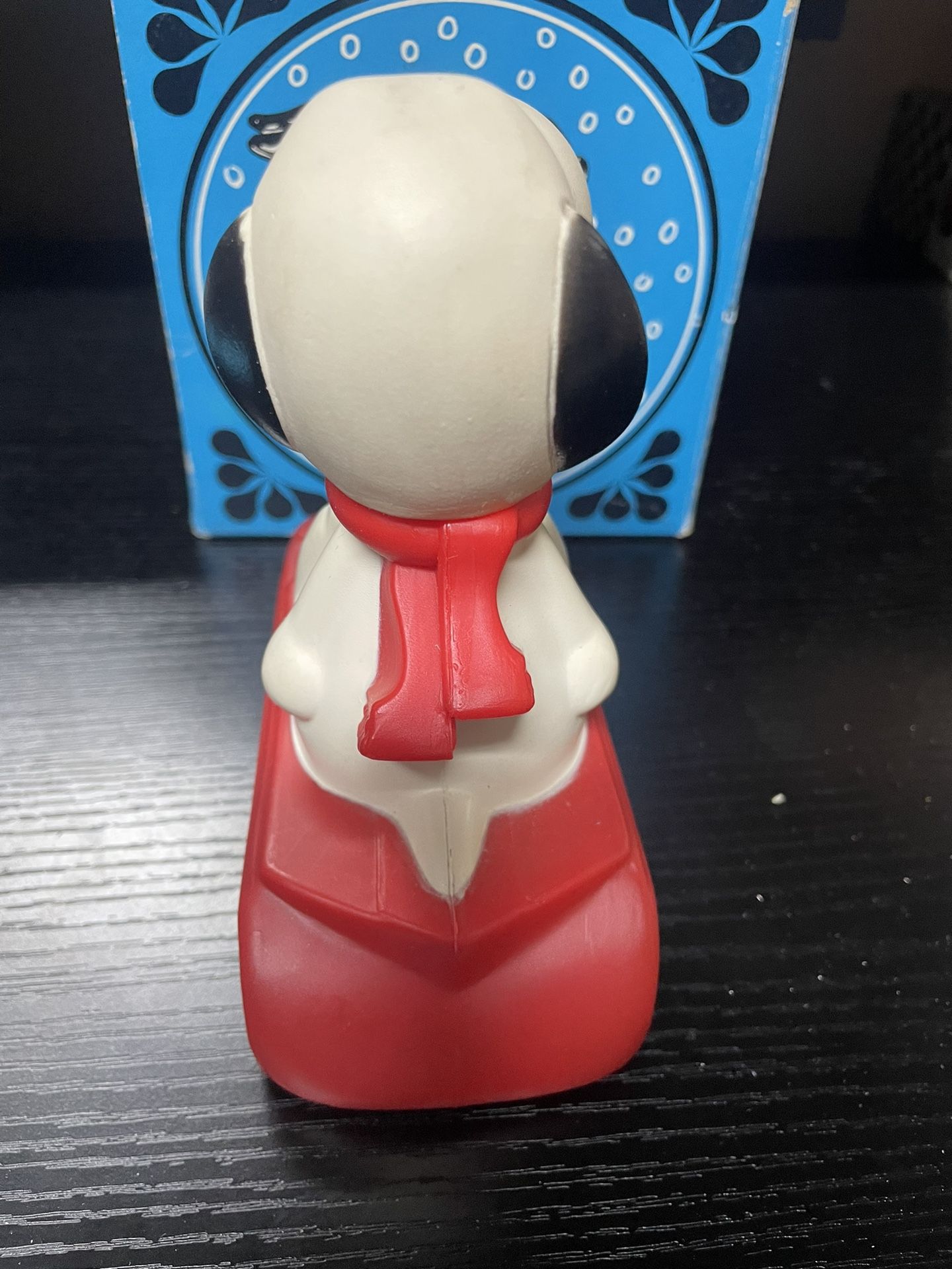 Vintage Avon Snoopy Bubble Bath Snow Flyer 1972 Red Sled - photo 5