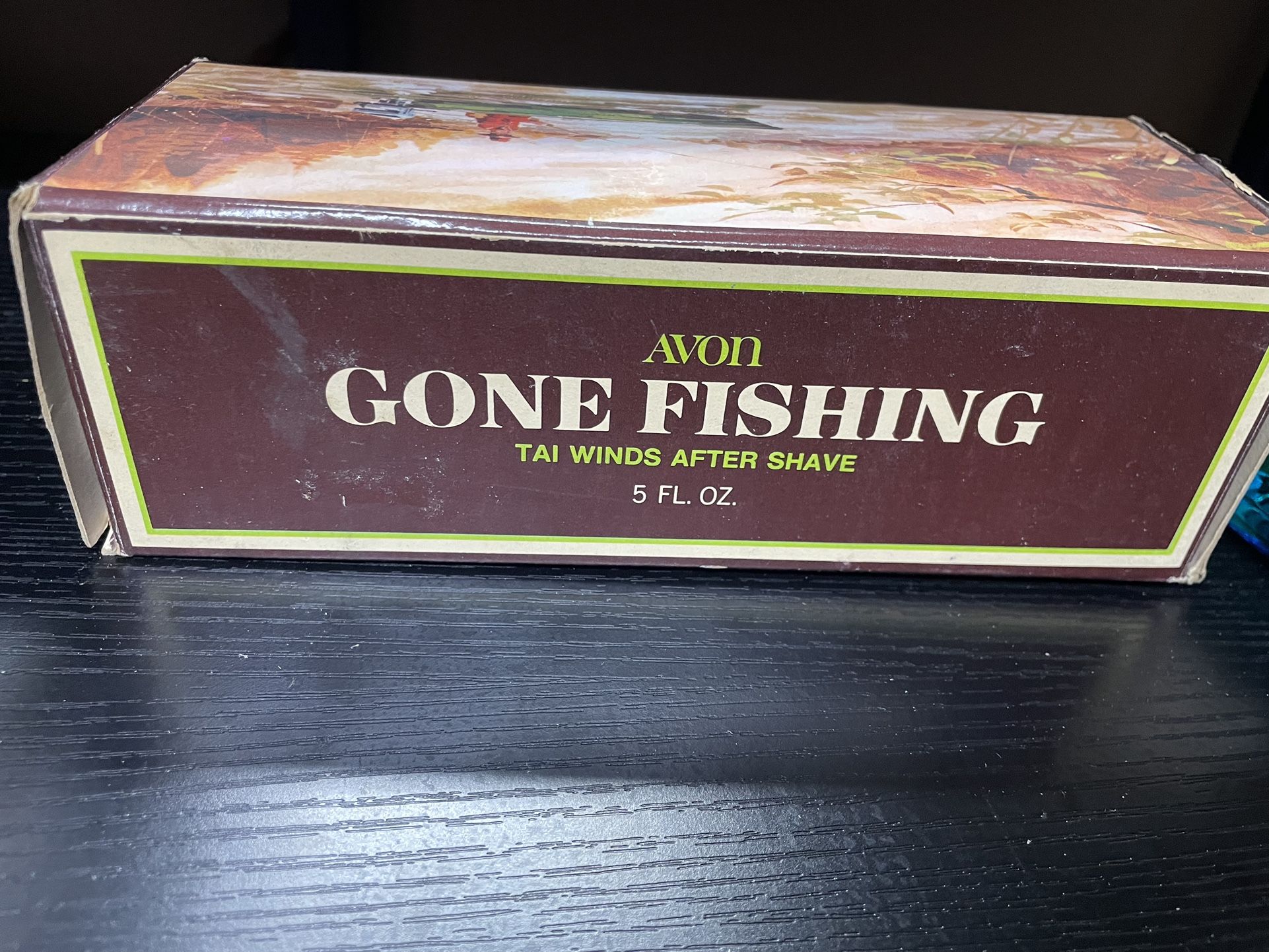 Avon "Gone Fishing" Tai Winds Aftershave Decanter - Full - photo 3
