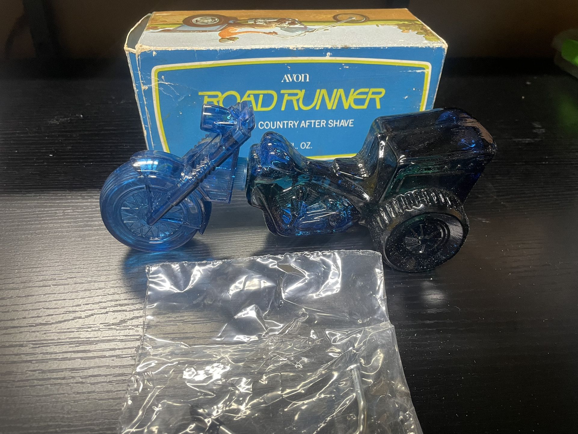 Vintage Avon Roadrunner Wild Country Aftershave - Full