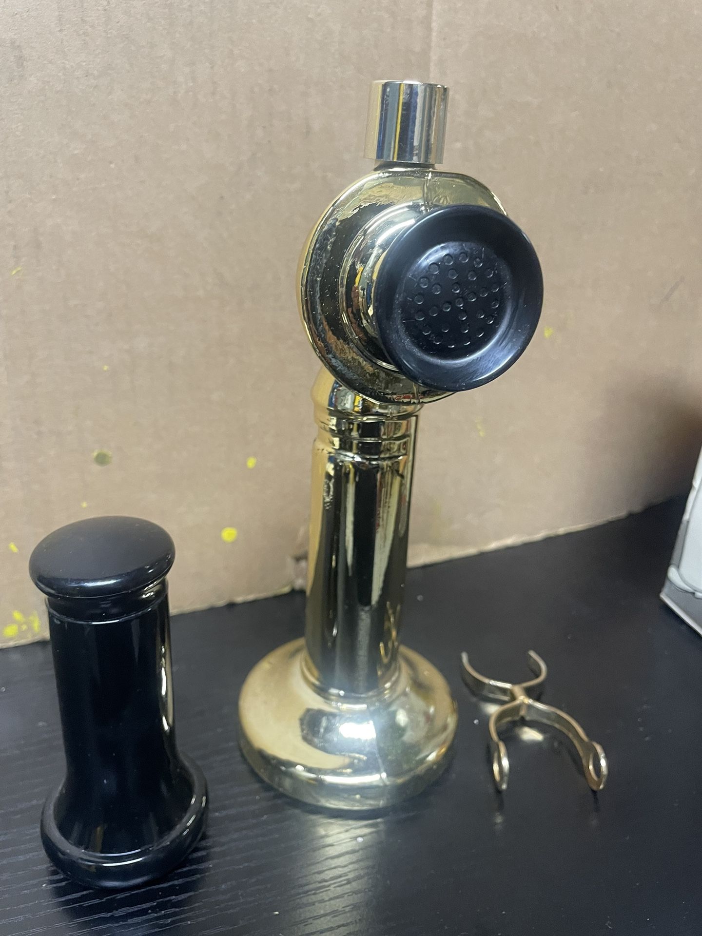 Vintage Avon Leather Telephone Aftershave Decanter - photo 4