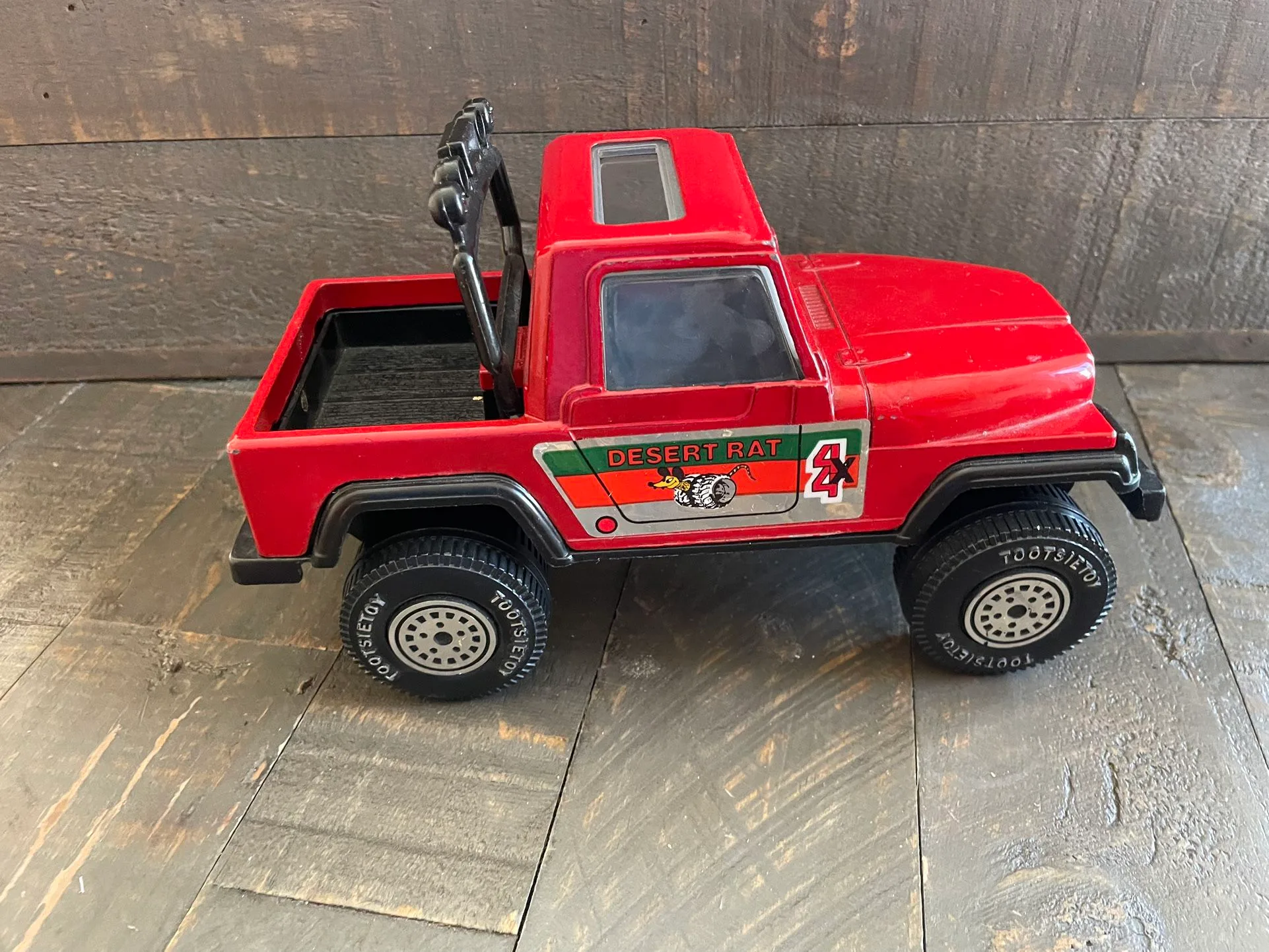 Vintage Tootsie Toy Jeep Desert Rat 4X4 Toy - photo 3