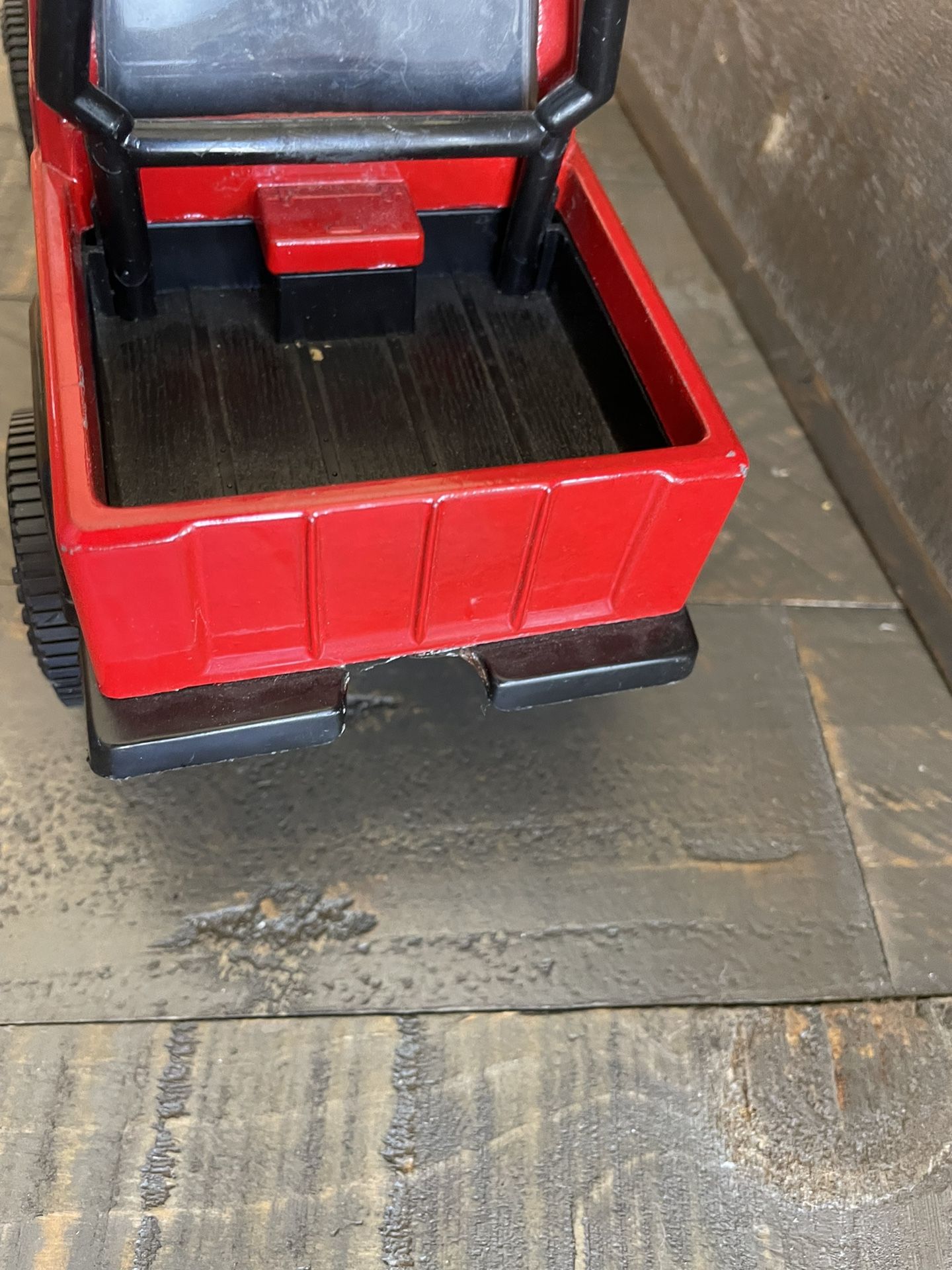 Vintage Tootsie Toy Jeep Desert Rat 4X4 Toy - photo 4