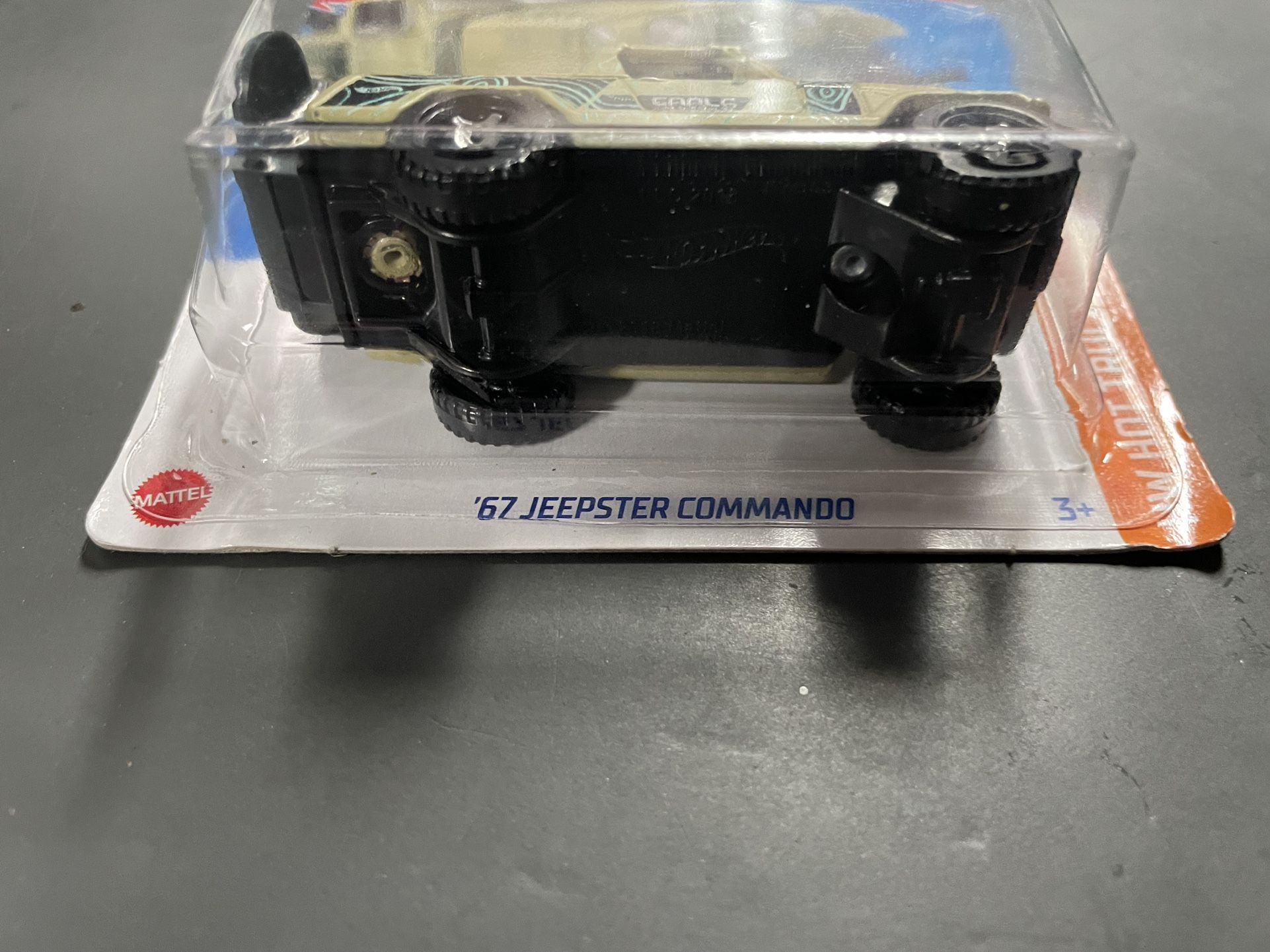 Hot Wheels '67 Jeepster Commando Diecast Vehicle - photo 3