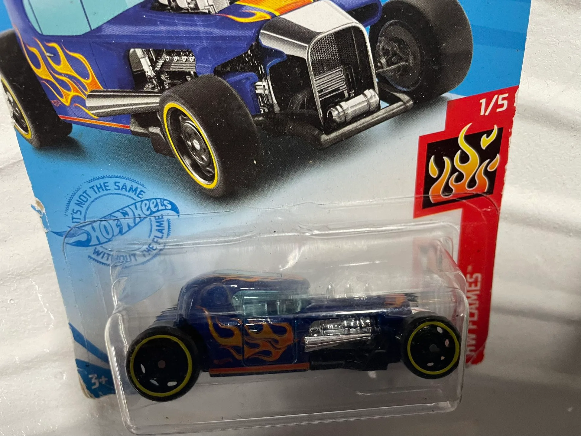 Hot Wheels Mod Rod - HW Flames Diecast Vehicle - photo 2
