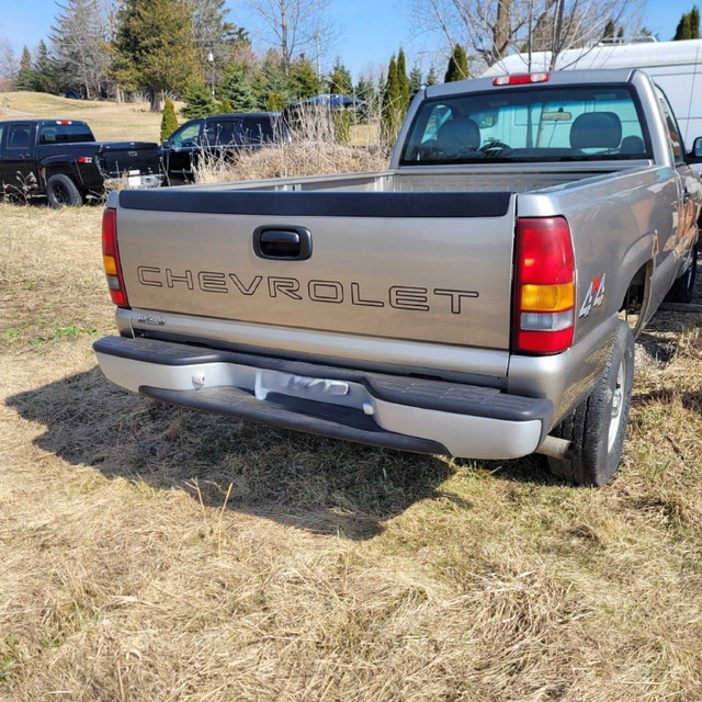 2000 Chev Silverado 4x4 1500 - photo 2
