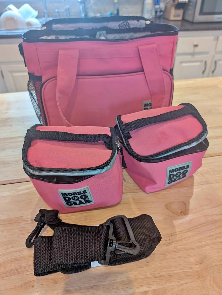 Brand new Mobile Dog Gear Week Away Tote Bag