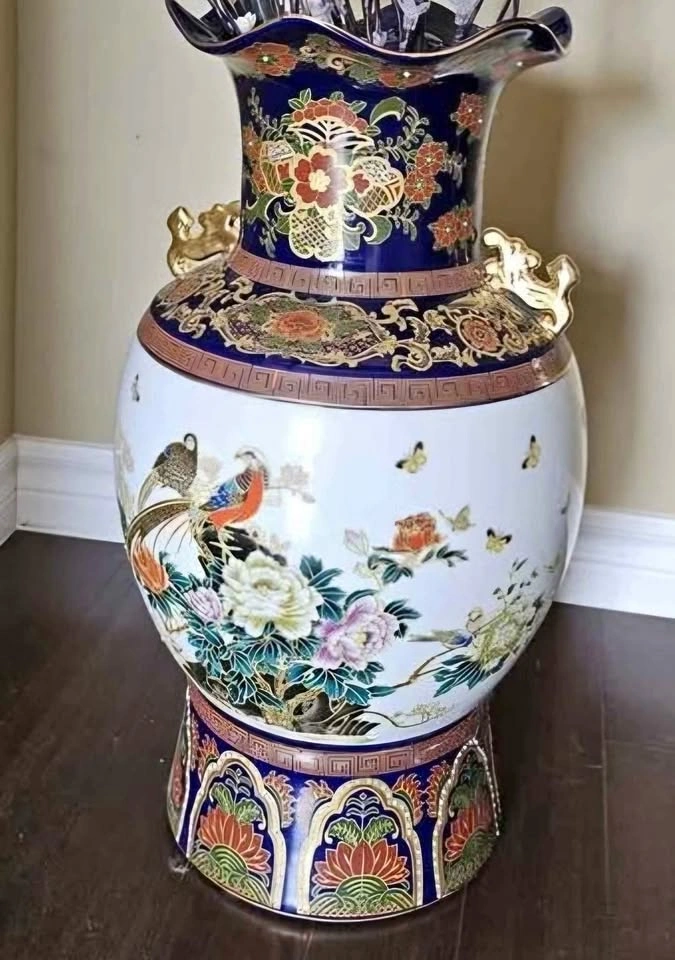 Porcelain Chinese Vase