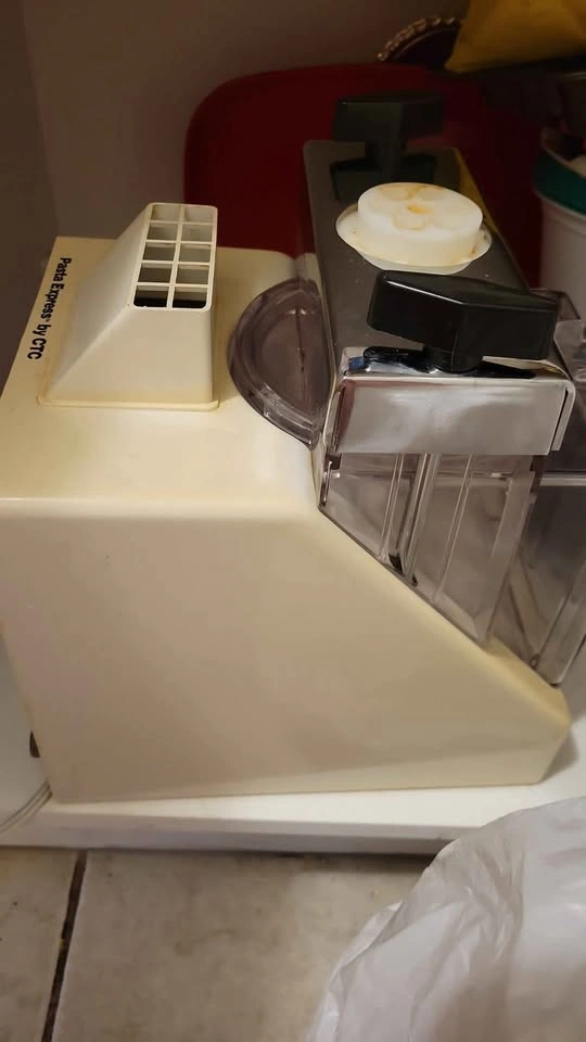 Electric Pasta Maker !! - photo 2