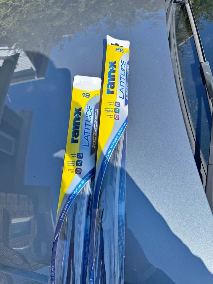 Rain X Latitude Wiper Blades - 19" & 26"
