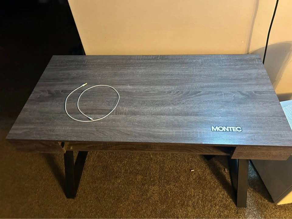 MOVING SALE - Desk, Queen Bed, Side Table, Chair, Dresser - photo 5