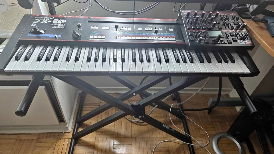 ROLAND JX-3P with PG-2K programmer