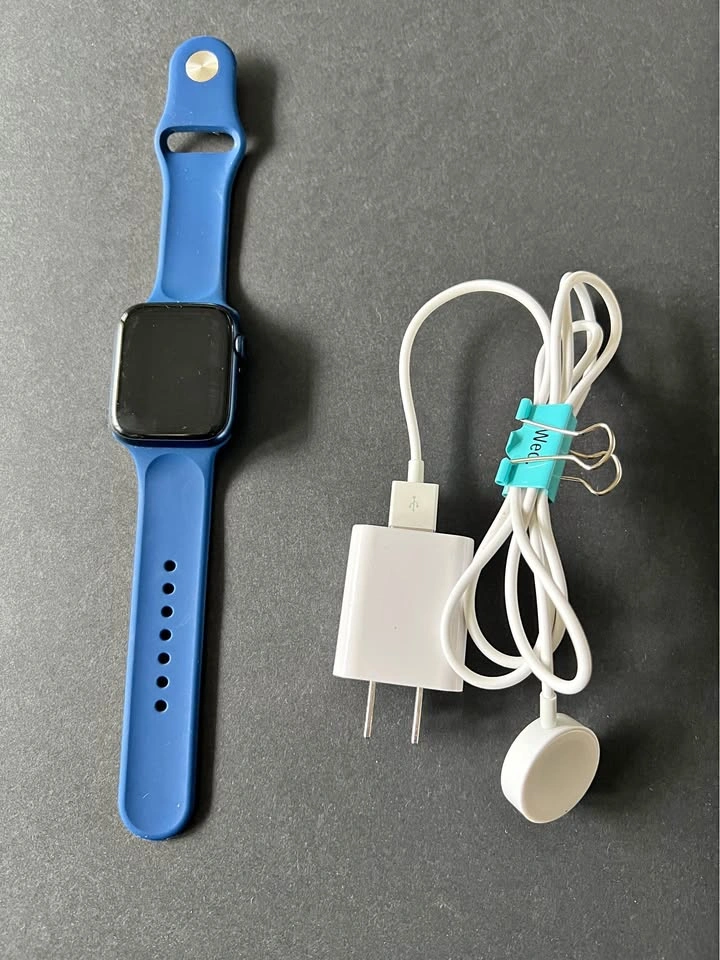 Apple Watch Series 6 (GPS, 44mm) Blue Aluminum