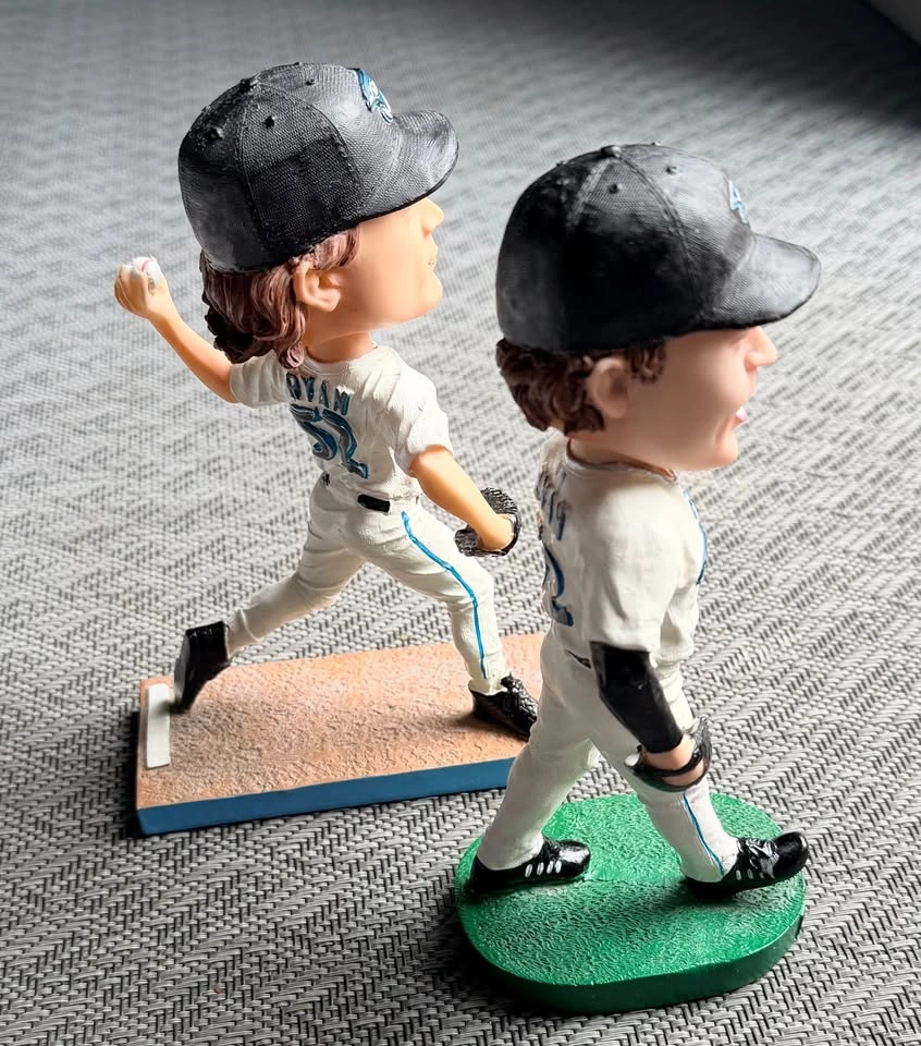 Toronto Blue Jays B.J. Ryan Bobbleheads - photo 3