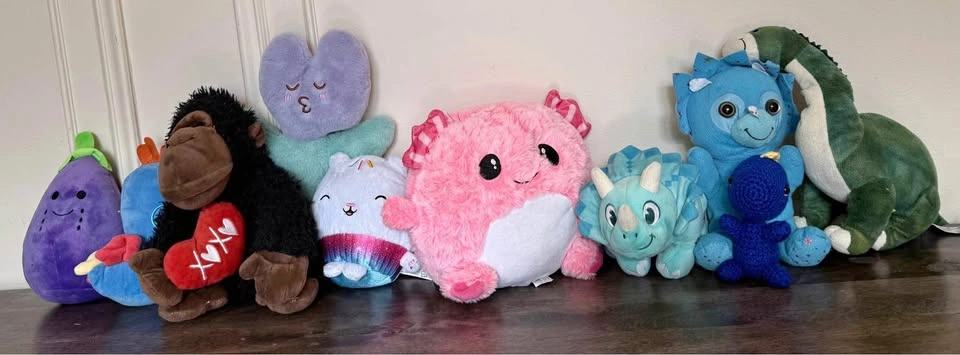 10 Plushies Bundle - Disney, Gabby's Dollhouse, Jellycat-style &